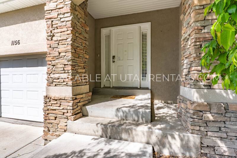 Townhouse for rent at 1156 S 1420 E, Provo, UT 84606