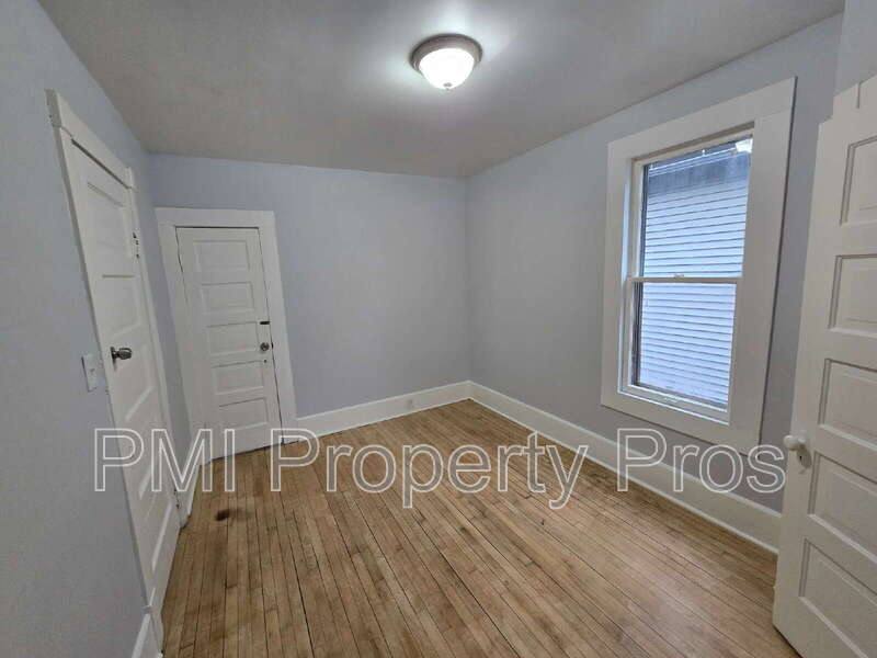 Apartment for rent at 3111 W Walnut St, Milwaukee, WI 53208