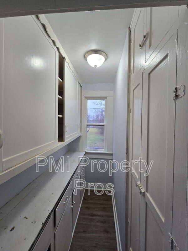 Apartment for rent at 3111 W Walnut St, Milwaukee, WI 53208