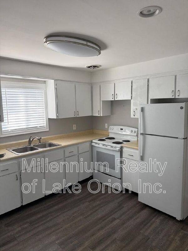 Apartment for rent at 80 Myron St #1, Ortonville, MI 48462