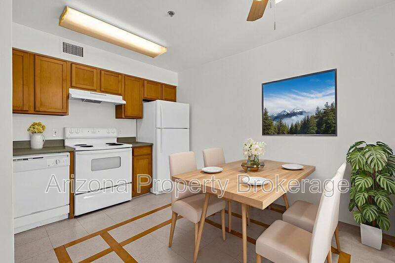 Apartment for rent at 2302 W Colter St #A101, Phoenix, AZ 85015