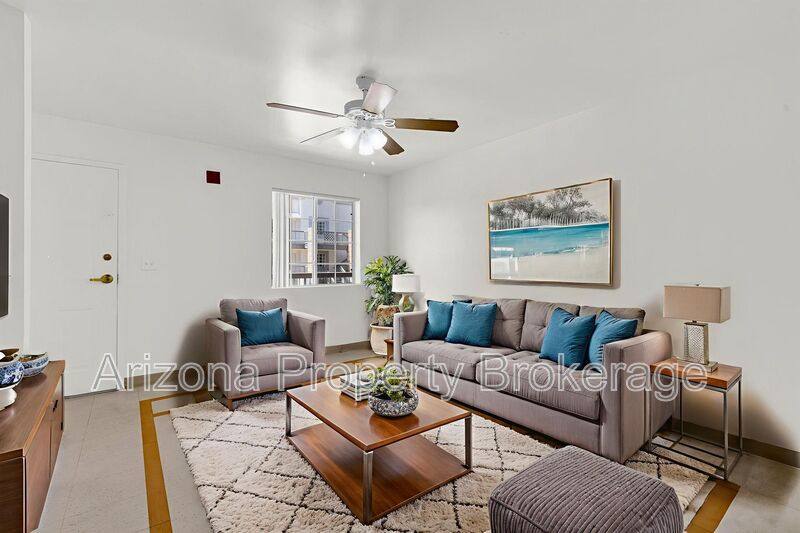 Apartment for rent at 2302 W Colter St #A101, Phoenix, AZ 85015