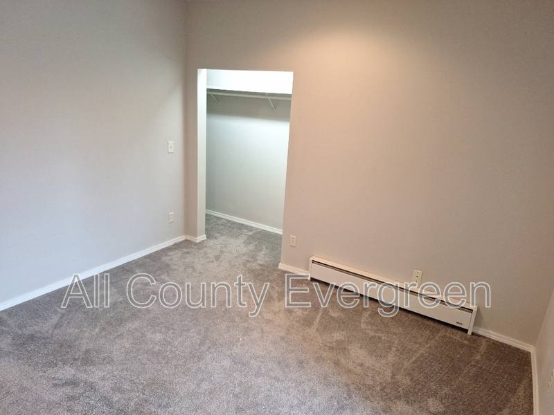 Apartment for rent at 1015 9th St #C, Bremerton, WA 98337