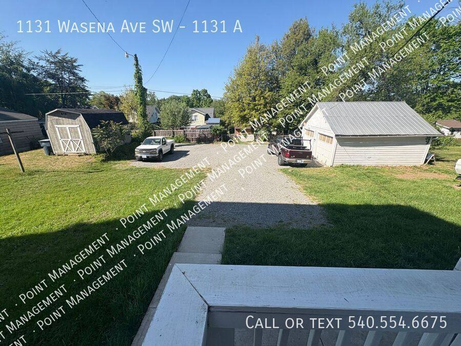 Apartment for rent at 1131 Wasena Ave SW #1131 A, Roanoke, VA 24015
