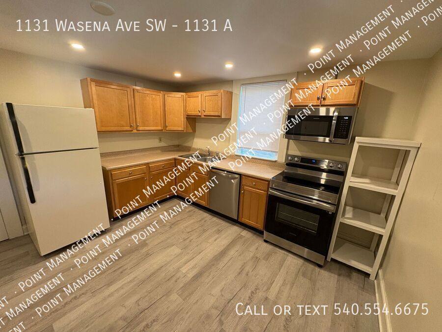 Apartment for rent at 1131 Wasena Ave SW #1131 A, Roanoke, VA 24015