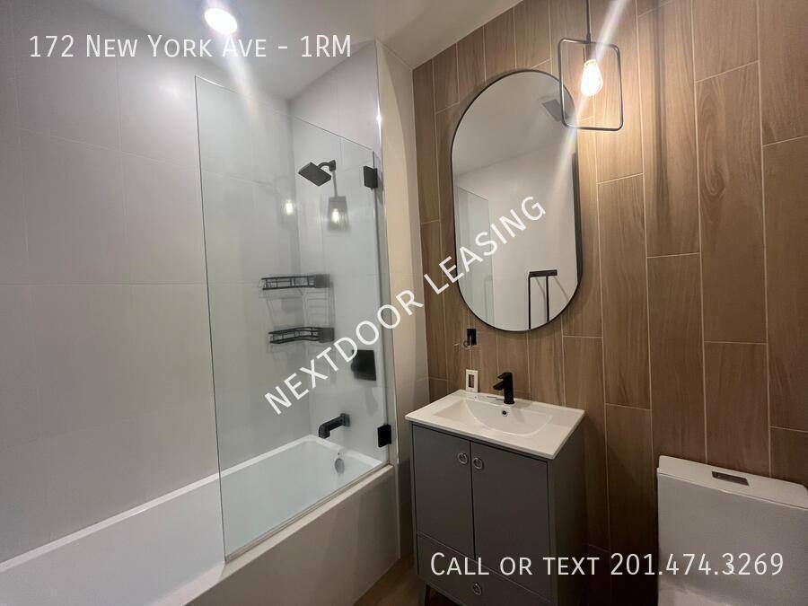 Apartment for rent at 172 New York Ave #1RM, Jersey City, NJ 07307