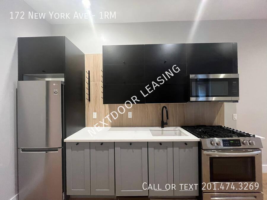 Apartment for rent at 172 New York Ave #1RM, Jersey City, NJ 07307