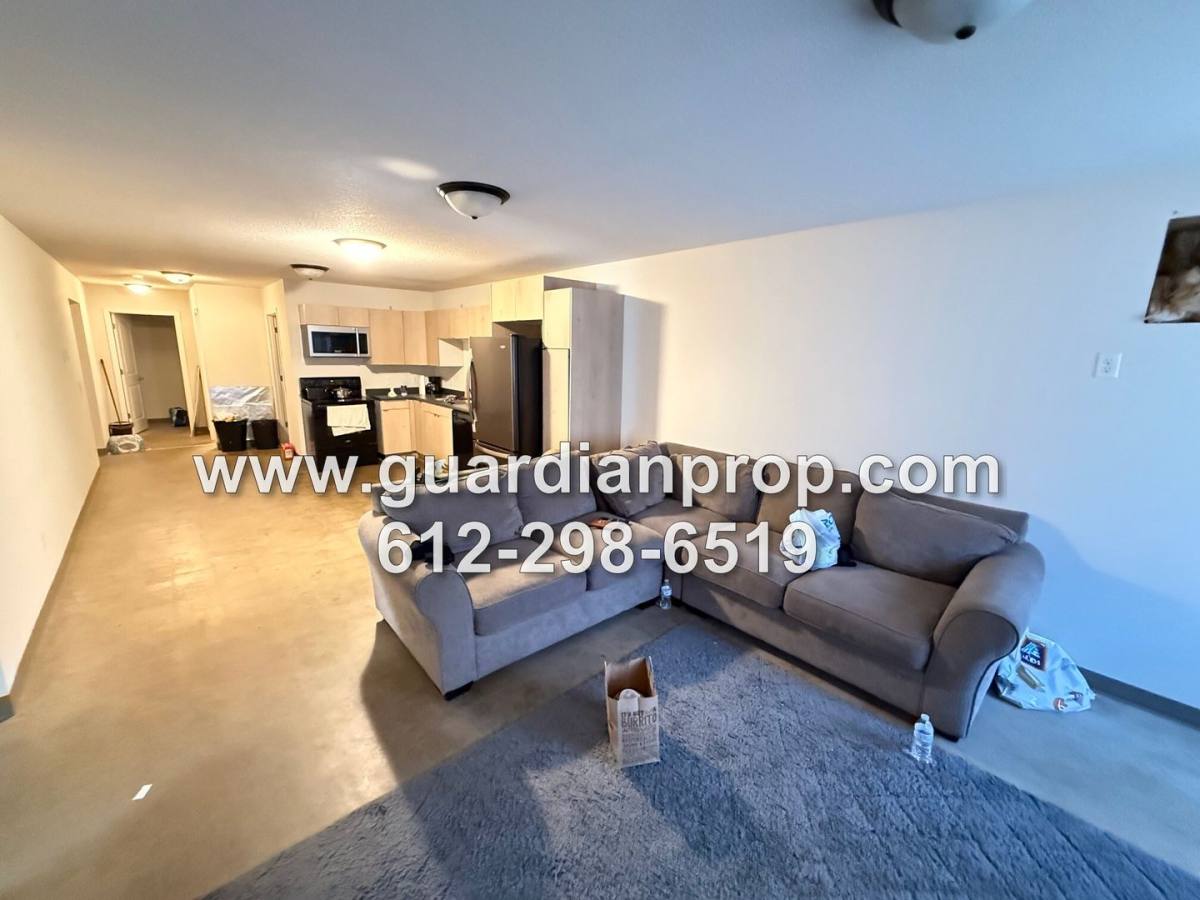 Apartment for rent at 7535 Cloman Way, Inver Grove Heights, MN 55076
