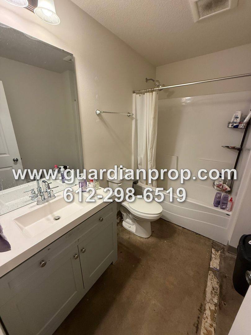 Apartment for rent at 7535 Cloman Way, Inver Grove Heights, MN 55076