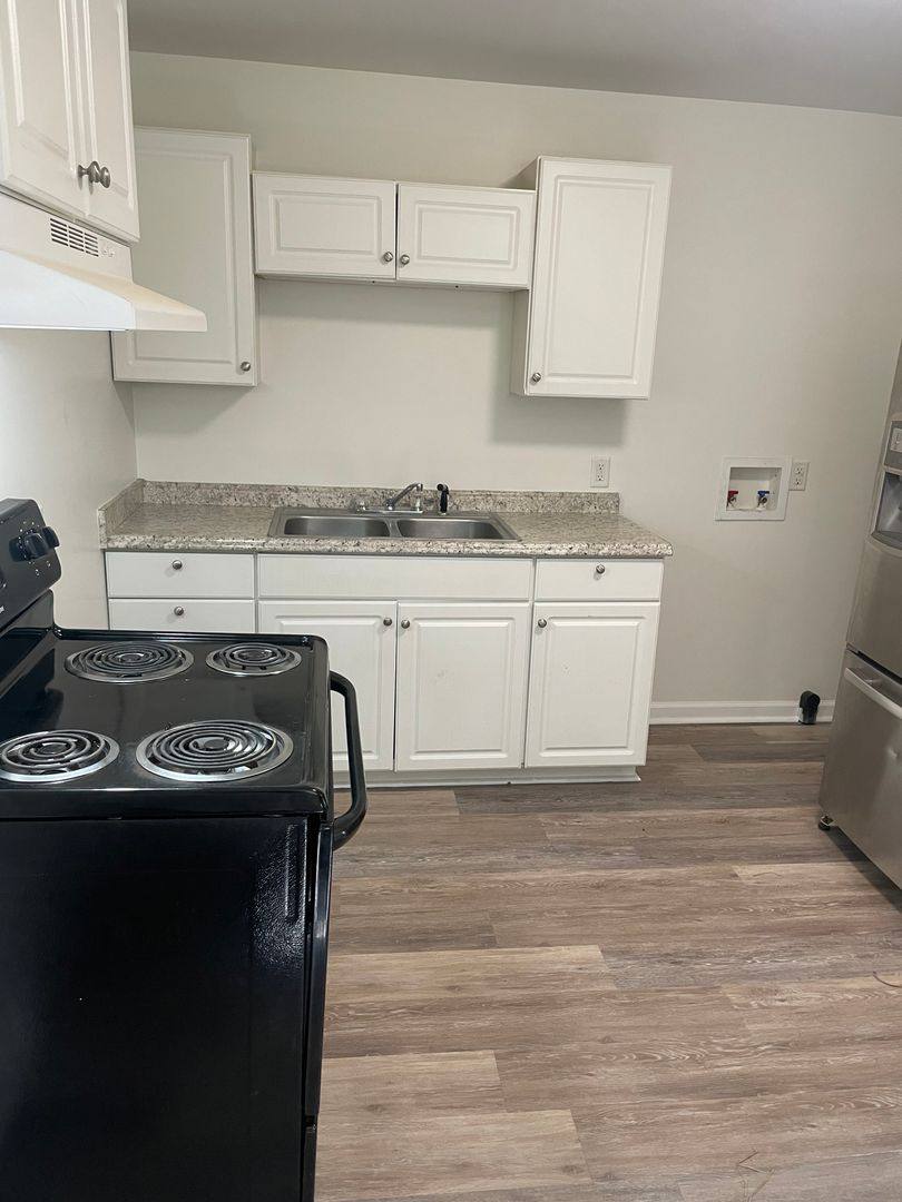 Apartment for rent at 1405 Bethlehem Lane, Winston Salem, NC 27105