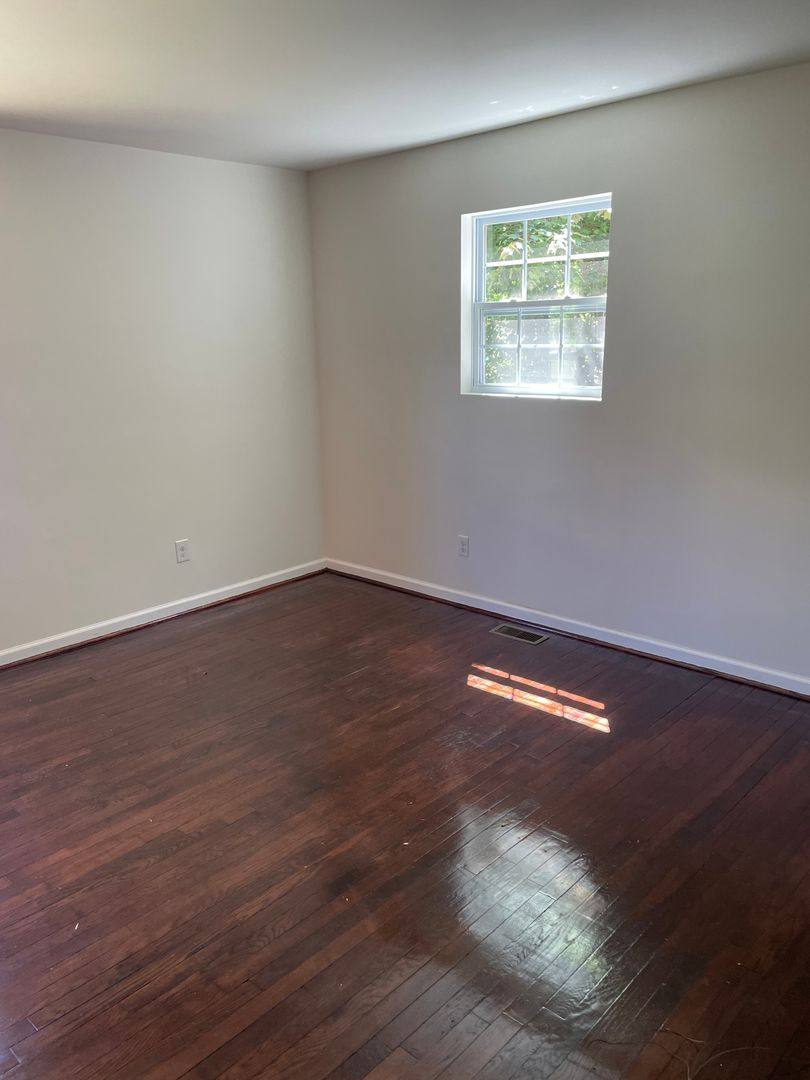 Apartment for rent at 1405 Bethlehem Lane, Winston Salem, NC 27105