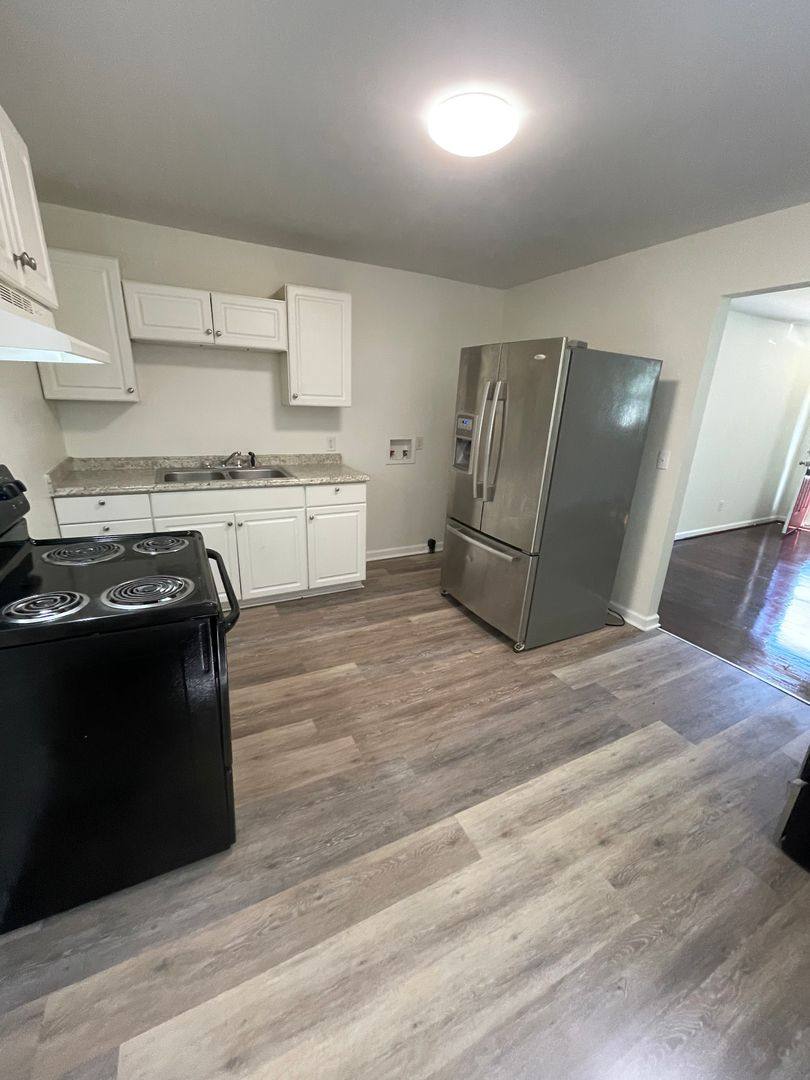 Apartment for rent at 1405 Bethlehem Lane, Winston Salem, NC 27105