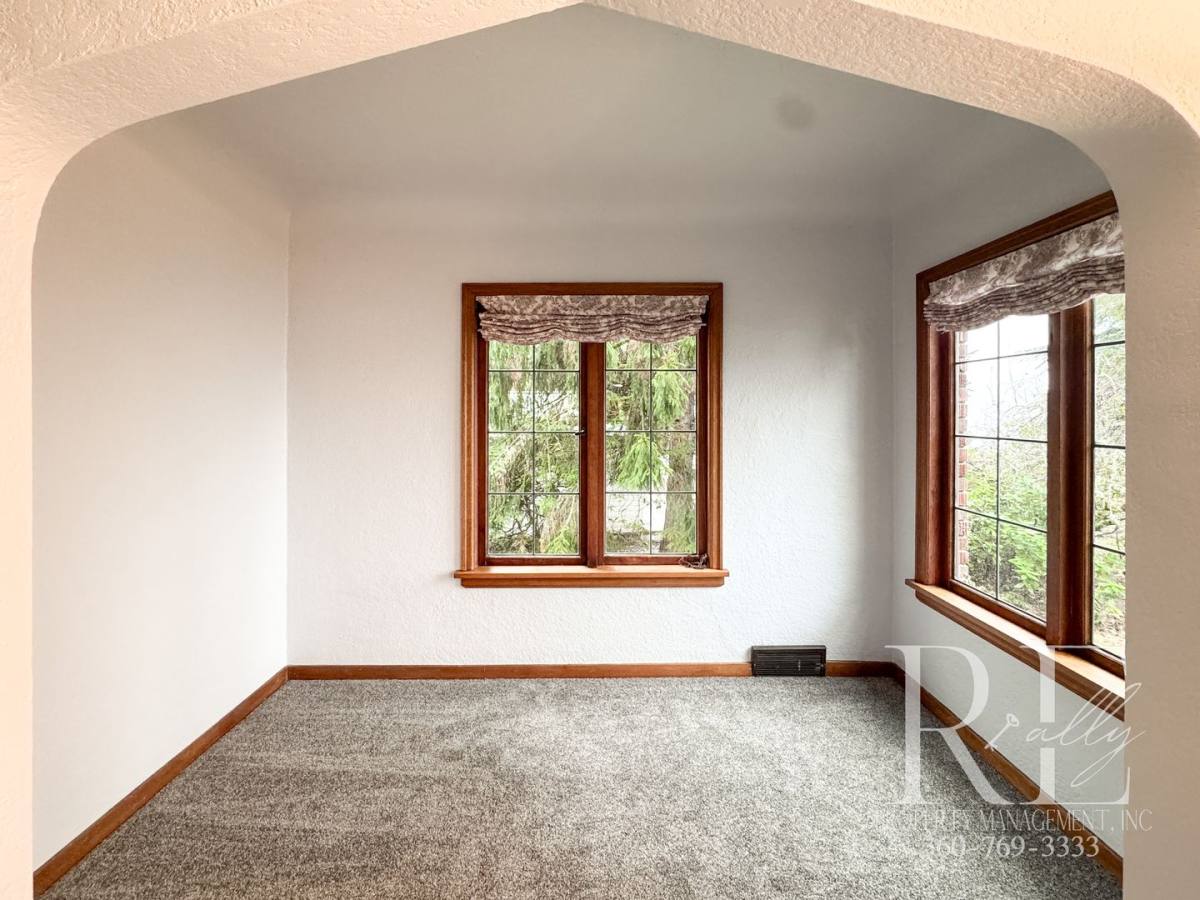 Townhouse for rent at 9051 Sunset Lane NW, Seabeck, WA 98380