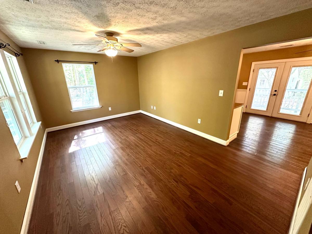 House for rent at 5518 Thompson Dr, Gloucester, VA 23061