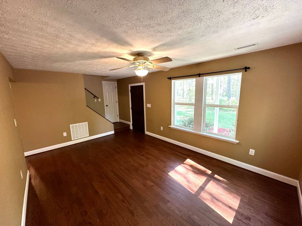 House for rent at 5518 Thompson Dr, Gloucester, VA 23061