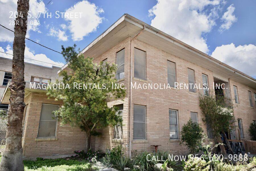 Apartment for rent at 204 S 7th St, Harlingen, TX 78550