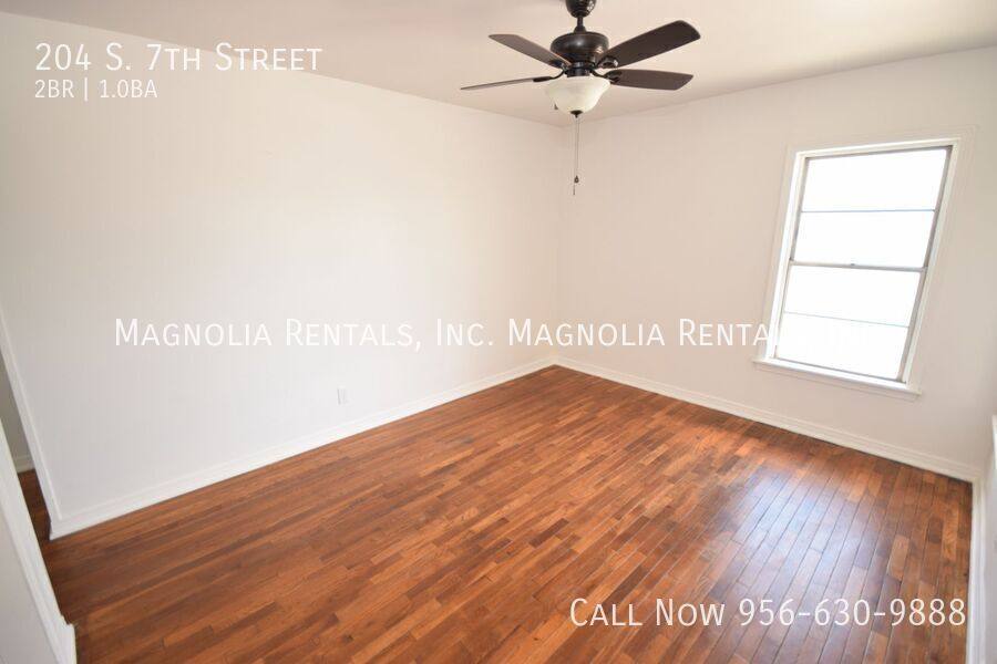 Apartment for rent at 204 S 7th St, Harlingen, TX 78550