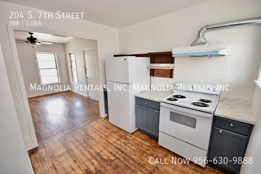 Apartment for rent at 204 S 7th St, Harlingen, TX 78550