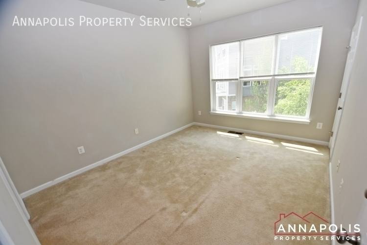 Townhouse for rent at 133 Lejeune Way, Annapolis, MD 21401