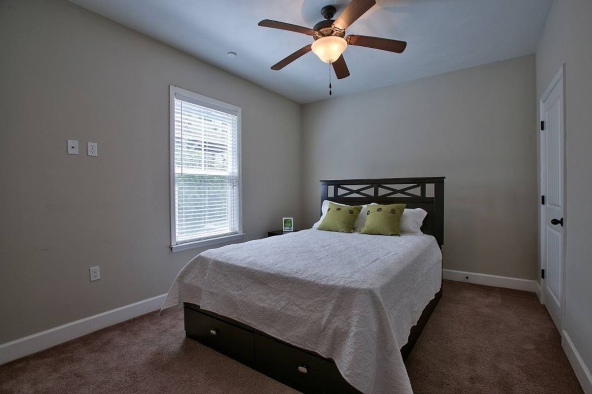 Apartment for rent at 1864 Bellevue Way, Tallahassee, FL 32304