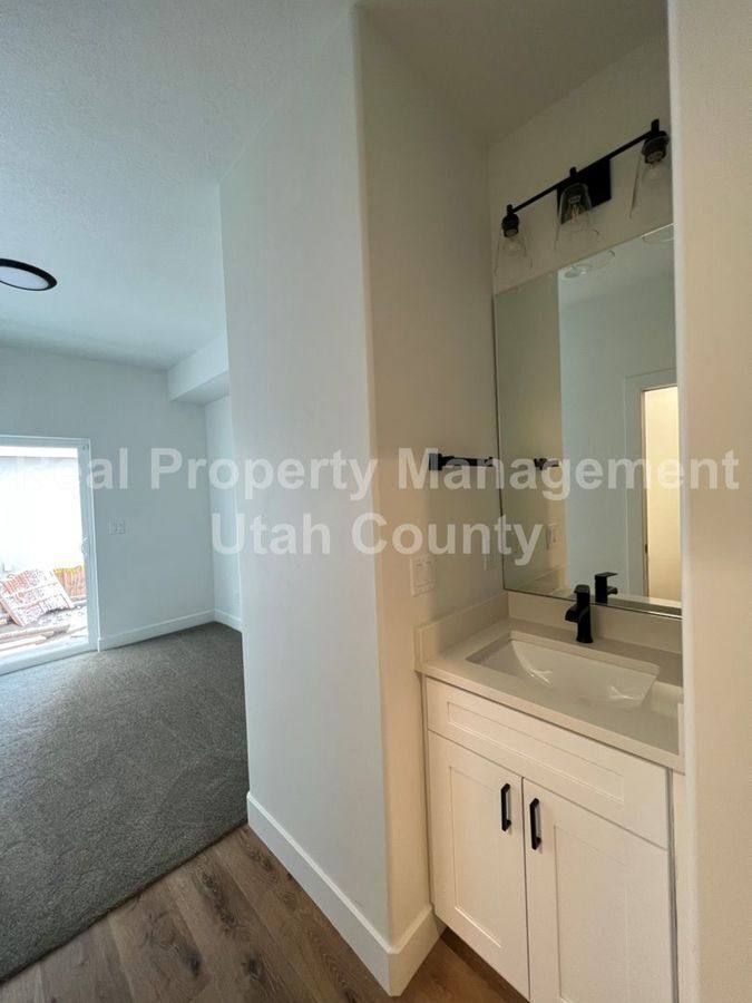Townhouse for rent at 608 E 340 S, American Fork, UT 84003