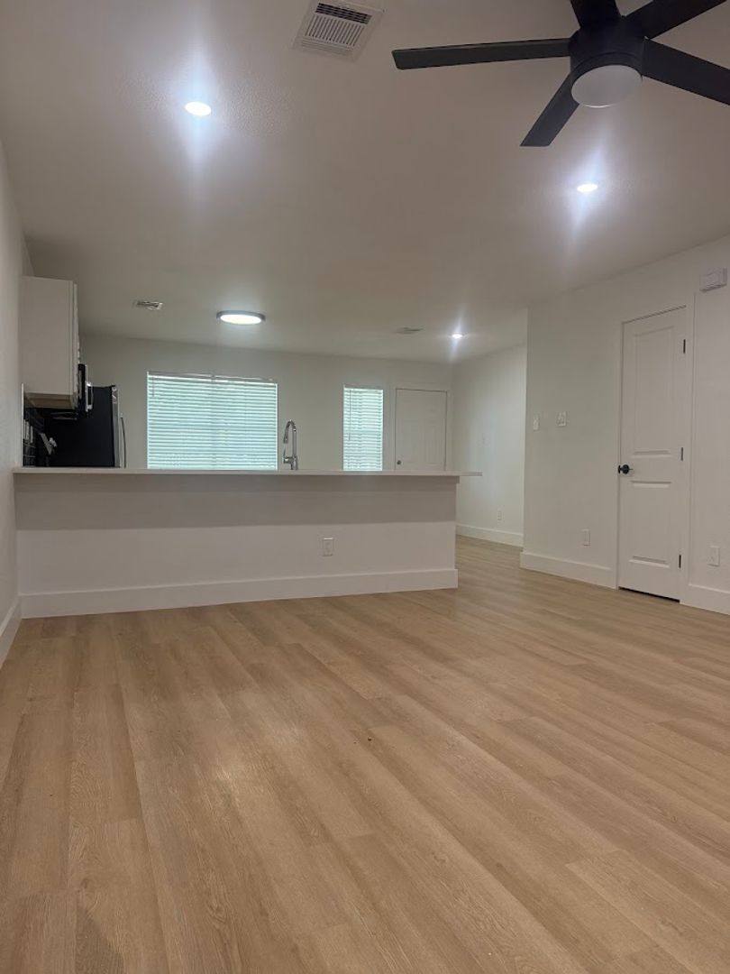 Townhouse for rent at 1818 River Crossing Circle #D, Austin, TX 78741