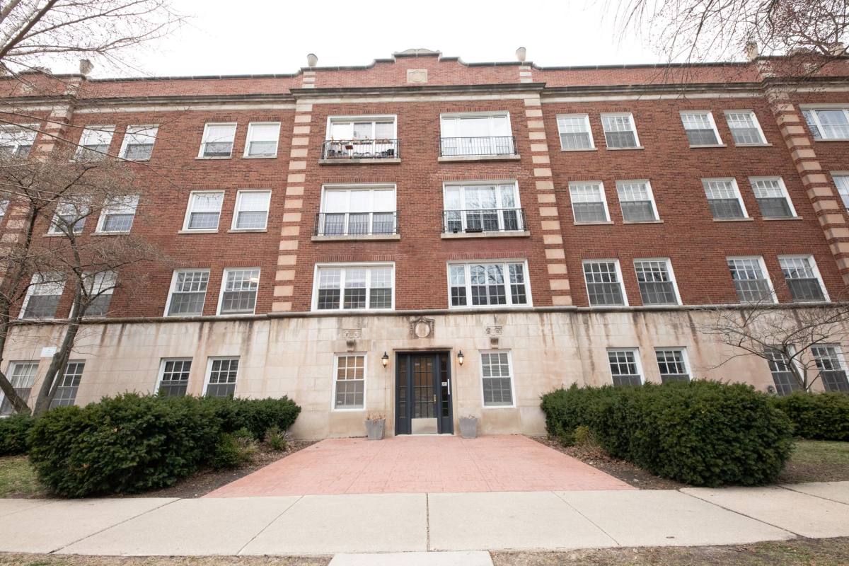 Apartment for rent at 1000-1010 Hinman Ave, Evanston, IL 60202