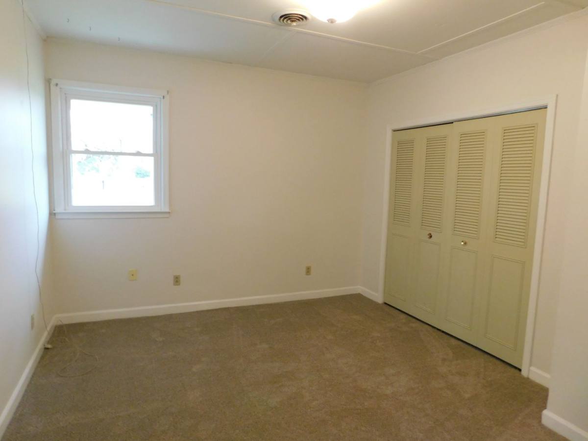 House for rent at 1540 Nixonton Rd, Elizabeth City, NC 27909