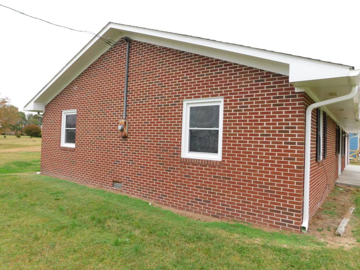 House for rent at 1540 Nixonton Rd, Elizabeth City, NC 27909