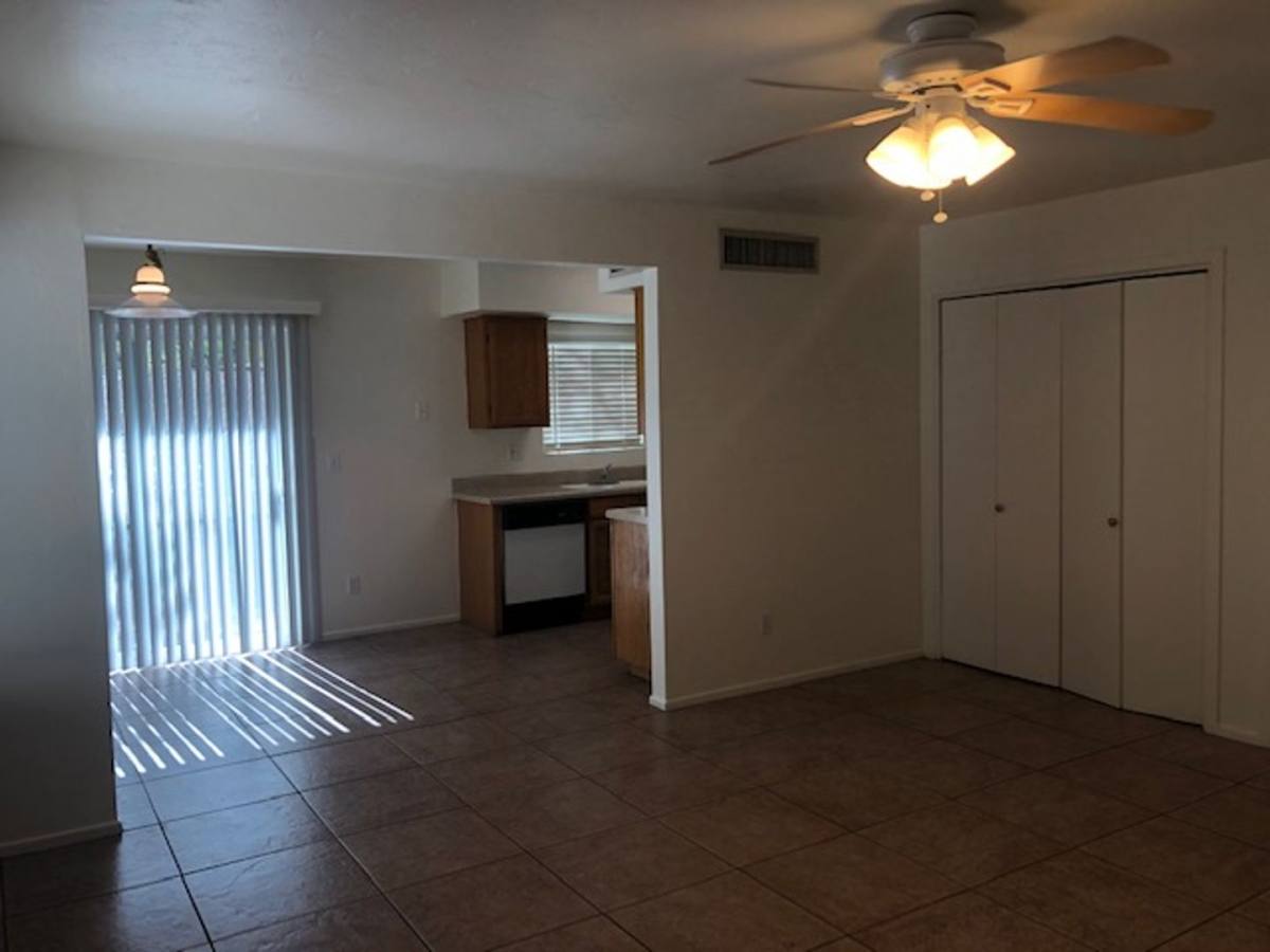 Townhouse for rent at 336-2 E Limberlost, Tucson, AZ 85705