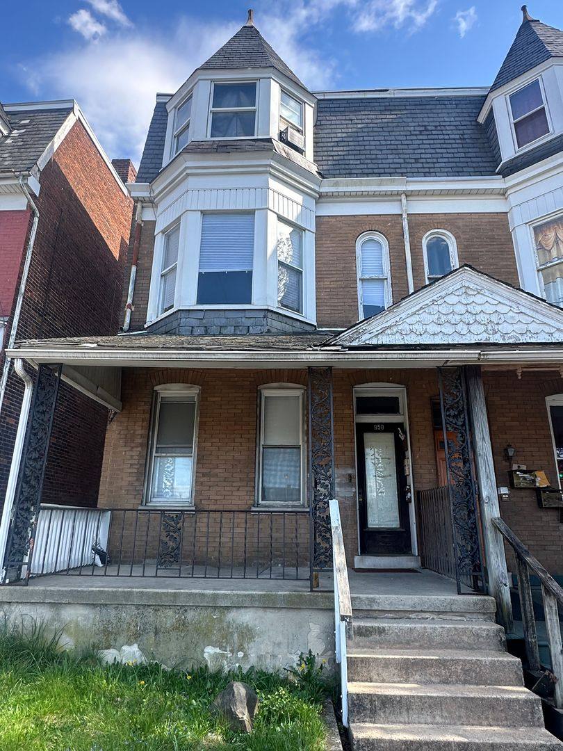 Apartment for rent at 950 W Princess St, York, PA 17401