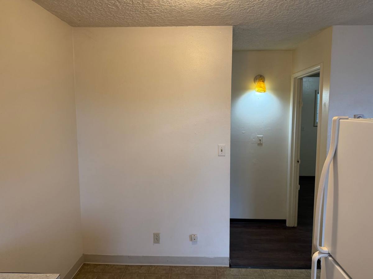 Apartment for rent at 310 42nd St, Springfield, OR 97478