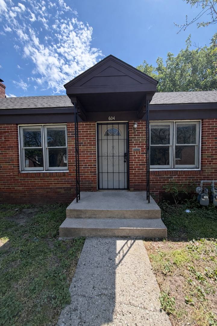 Apartment for rent at 602 N Emporia, Wichita, KS 67214
