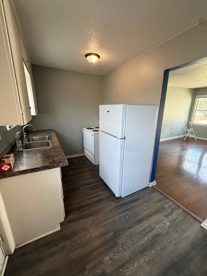 Apartment for rent at 602 N Emporia, Wichita, KS 67214