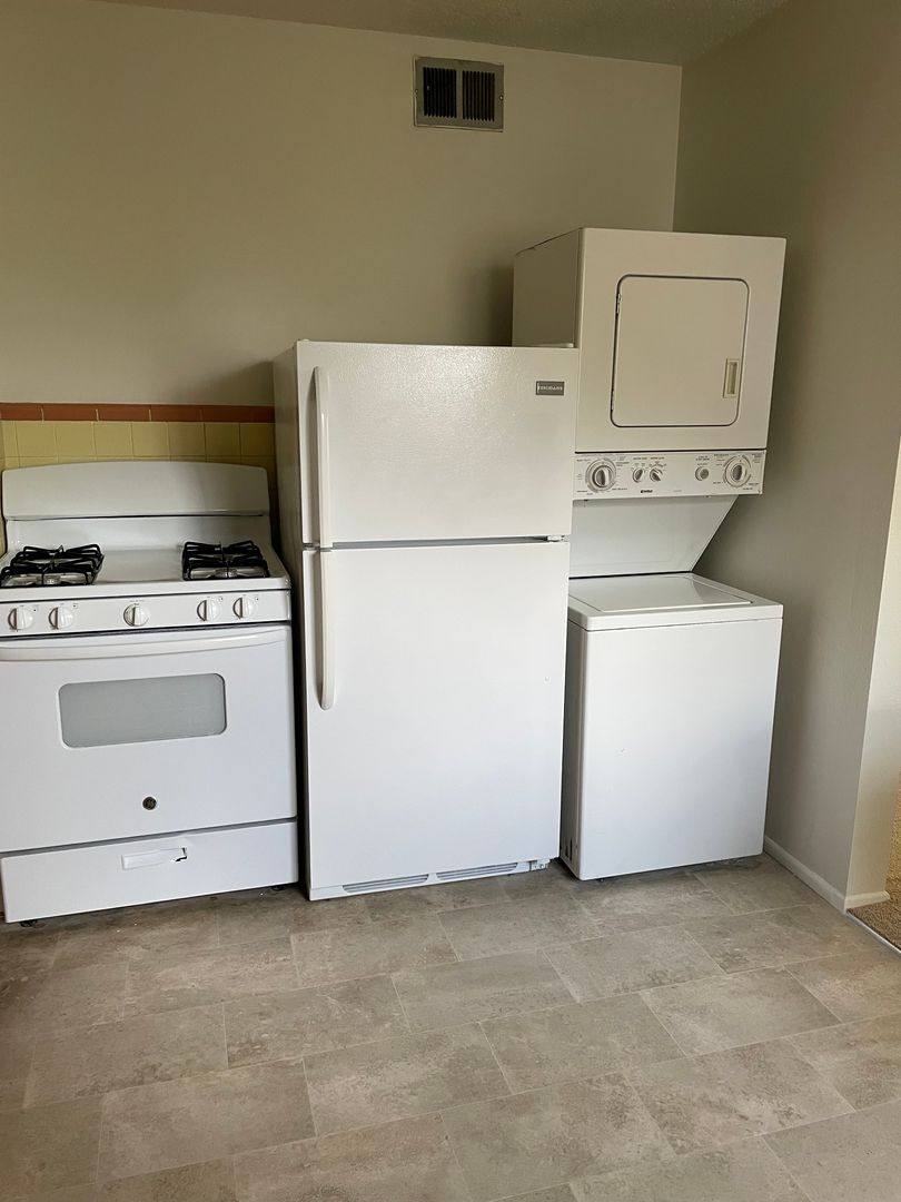 Apartment for rent at 329 W Oak, Flagstaff, AZ 86001