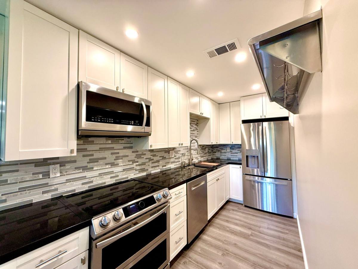 Condo for rent at 685 N Ashurst Court, Palm Springs, CA 92262