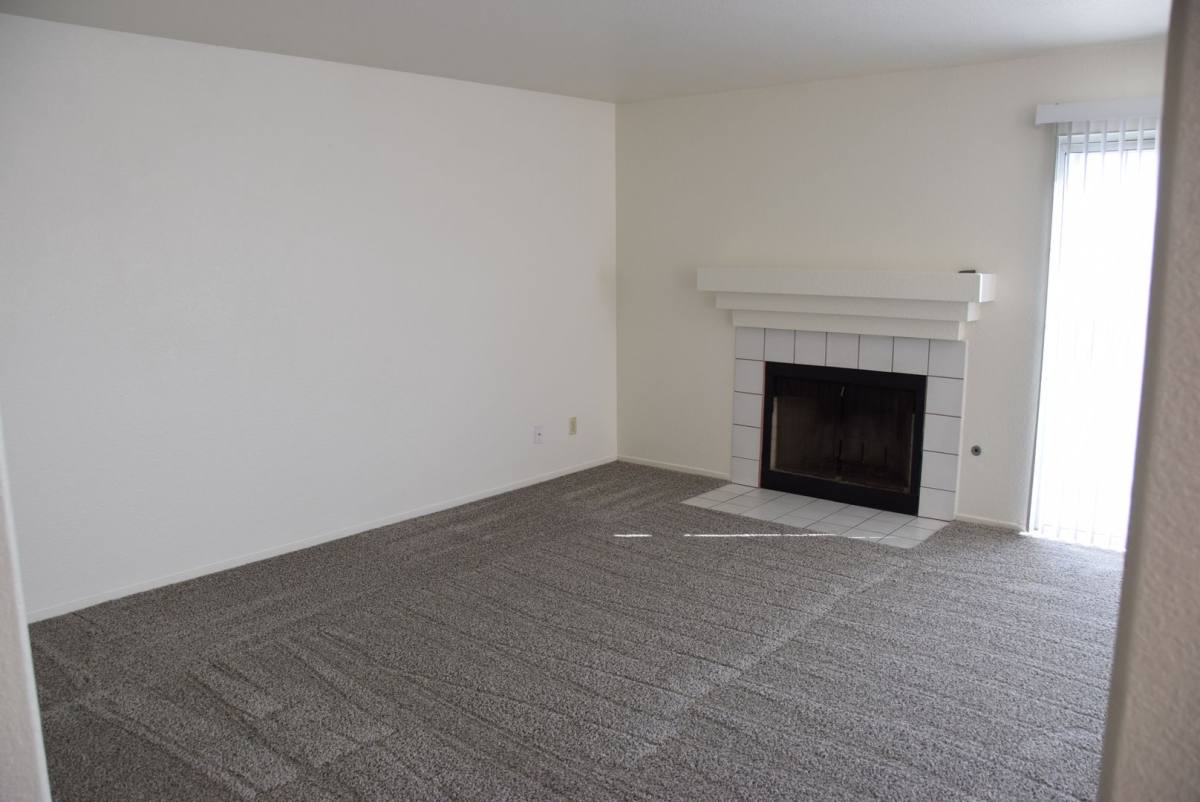 House for rent at 1360 Pacific Terrace Dr, Las Vegas, NV 89128