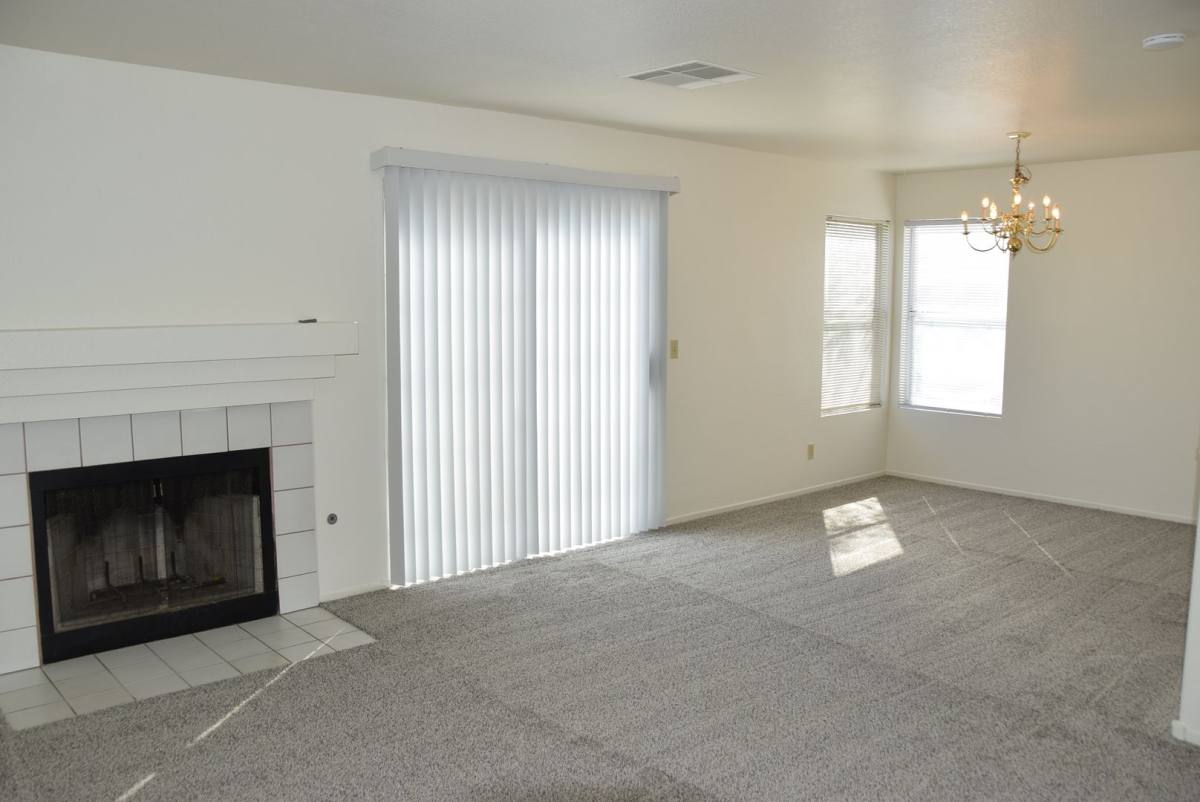 House for rent at 1360 Pacific Terrace Dr, Las Vegas, NV 89128