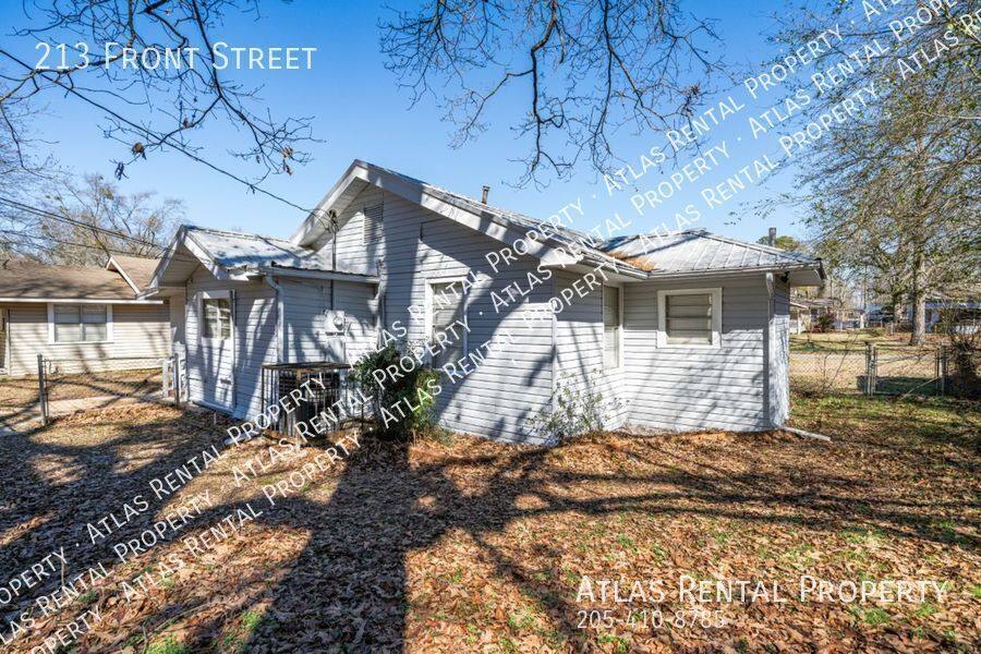 House for rent at 213 Front St, Adamsville, AL 35005