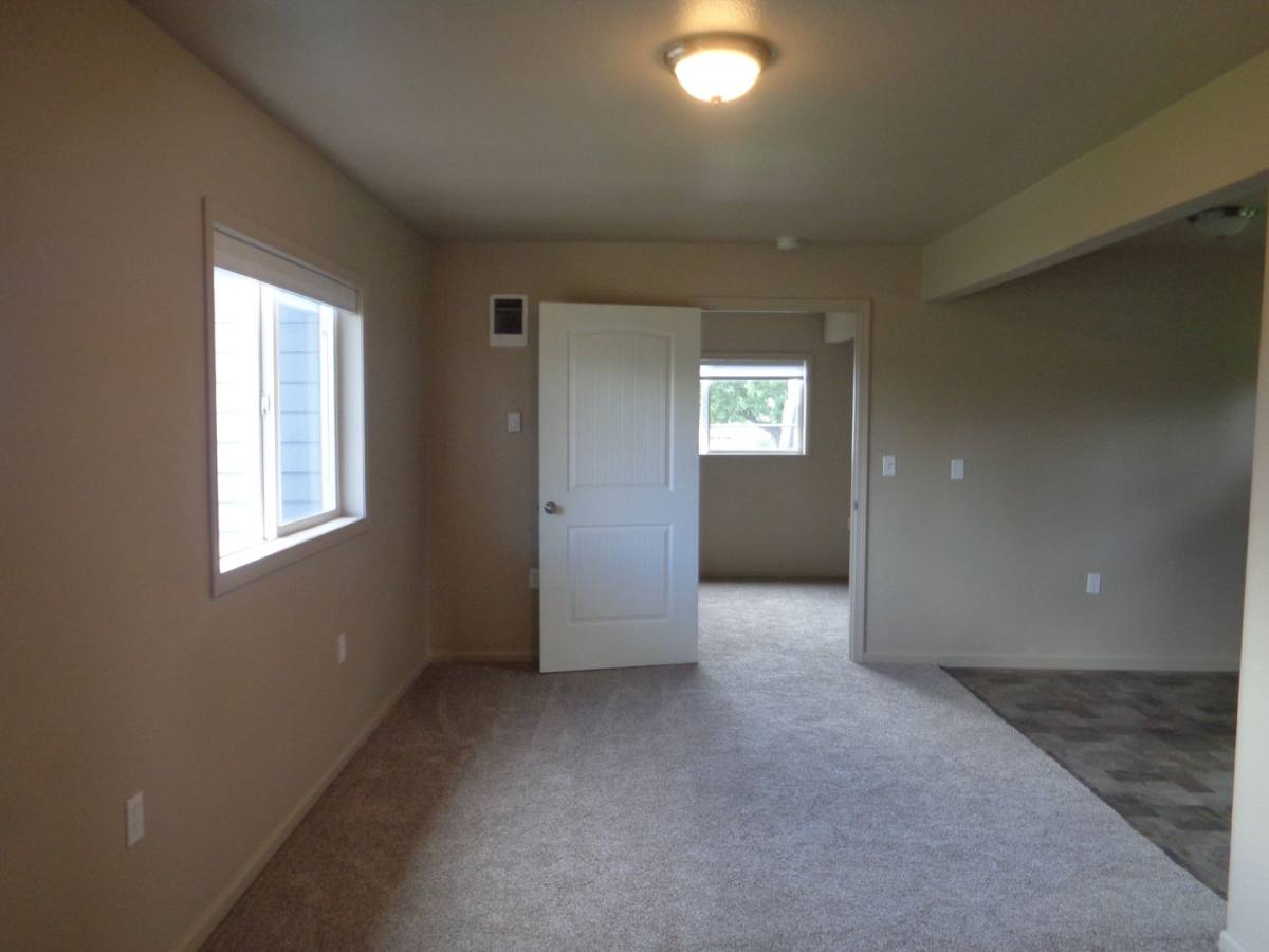 House for rent at 254 Taylor St, Lebanon, OR 97355