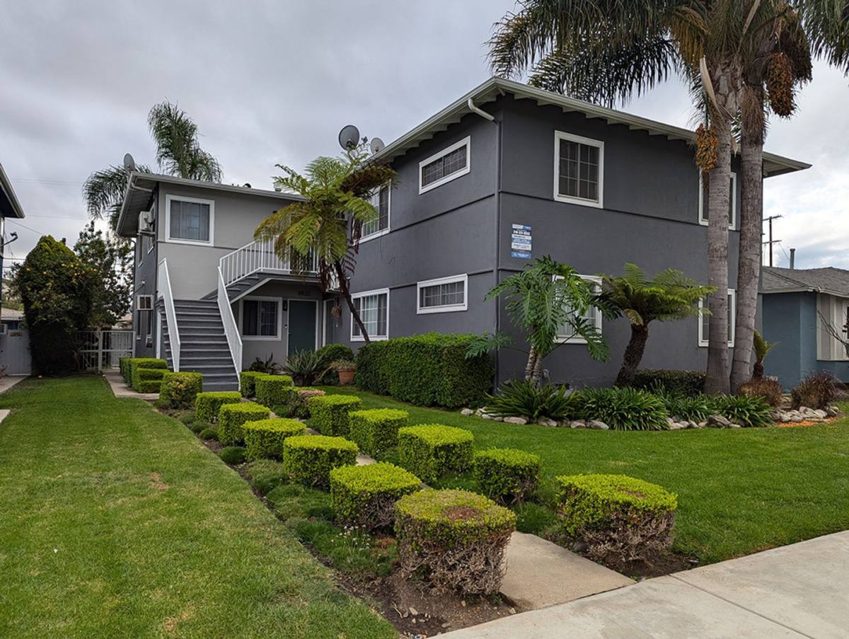 Apartment for rent at 8818 Ramsgate Ave, Los Angeles, CA 90045