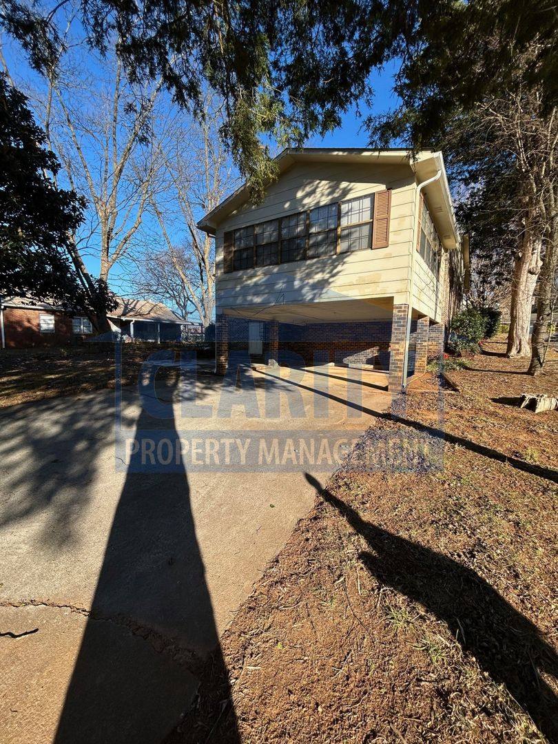 House for rent at 4175 Pryor Rd NE, Cleveland, TN 37312