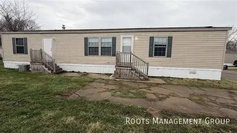 Apartment for rent at 2088 E Empire Rd #210, Benton Harbor, MI 49022
