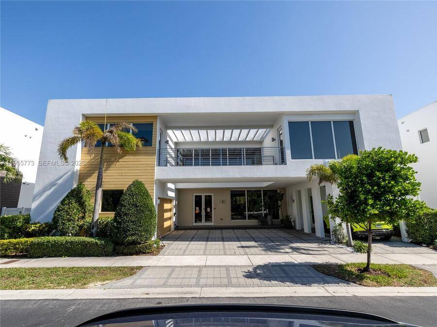 Apartment for rent at 7451 NW 103rd Court, Miami, FL 33178