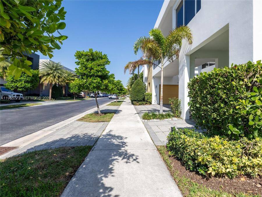 Apartment for rent at 7451 NW 103rd Court, Miami, FL 33178