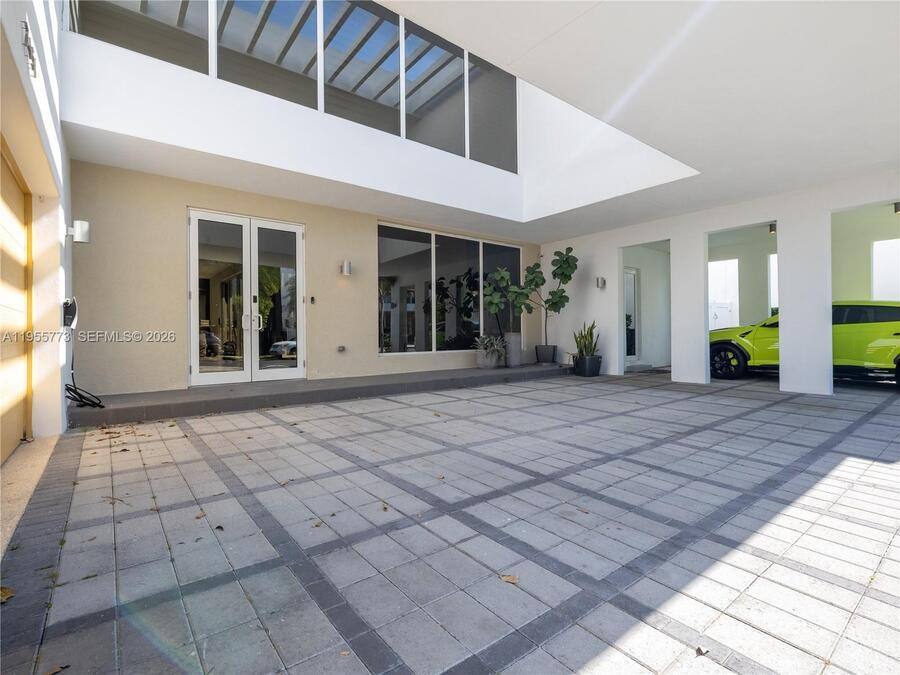 Apartment for rent at 7451 NW 103rd Court, Miami, FL 33178