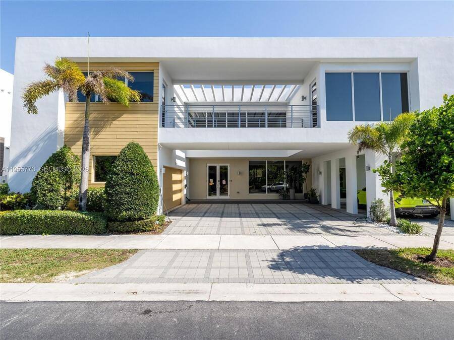 Apartment for rent at 7451 NW 103rd Court, Miami, FL 33178