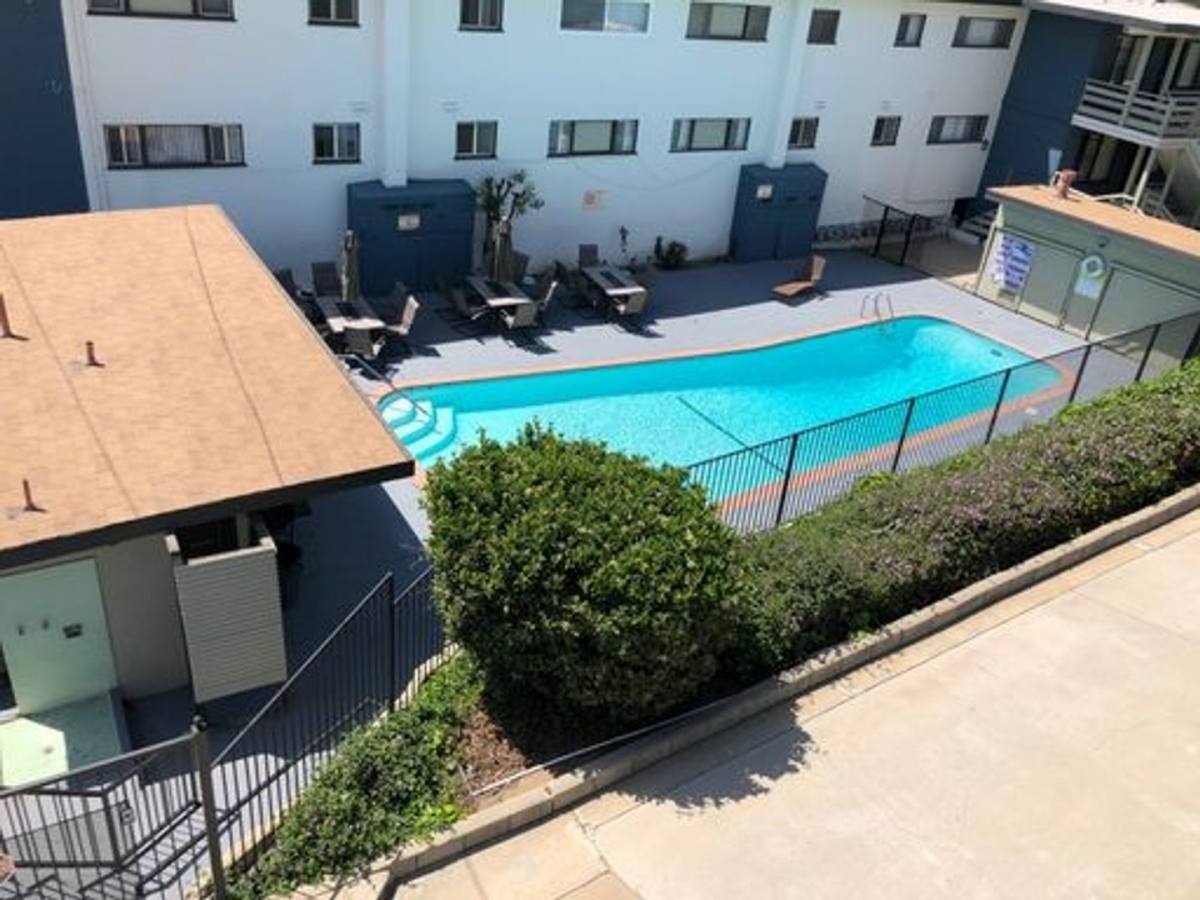 Apartment for rent at 5640 & 5642 S La Brea Ave, 4641 W Slauson Ave, Los Angeles, CA 90056
