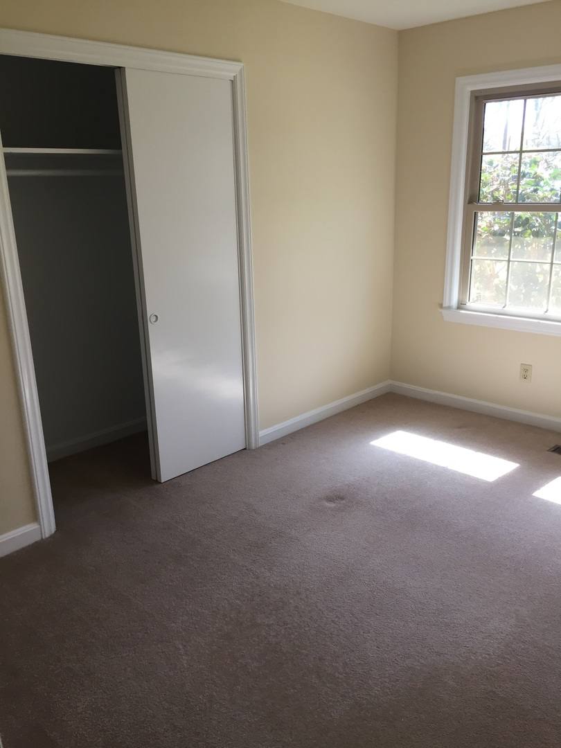 House for rent at 1301 Brookwood Dr, Winston Salem, NC 27106