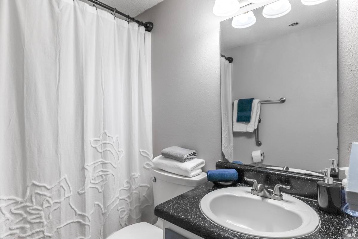 Apartment for rent at 2310 NW Terrace Hills Blvd, Lawton, OK 73505